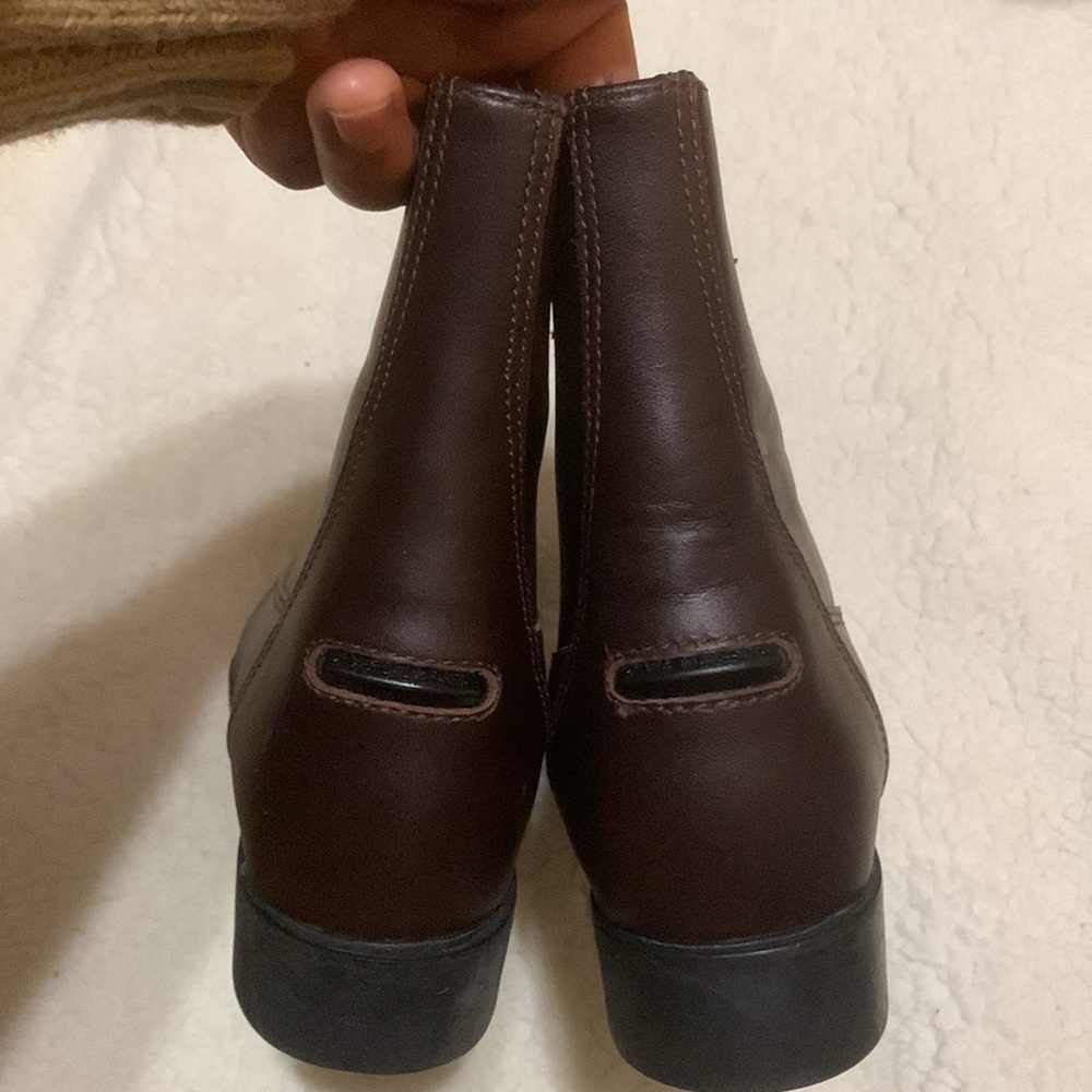 Ariat Boots - Picture 3 of 8